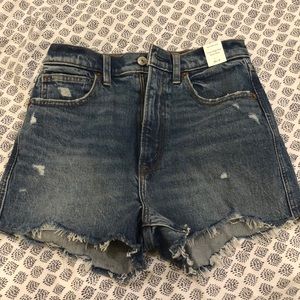 Abercrombie Ultra High Rise Mom Jean
